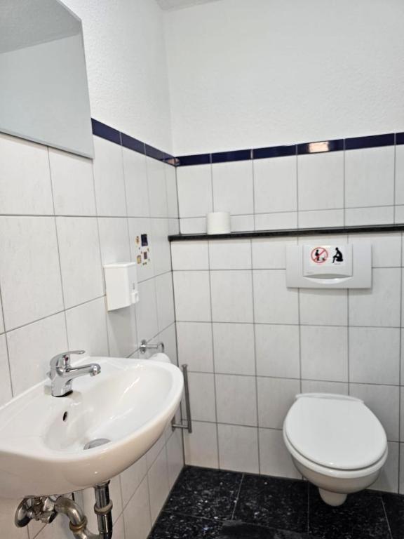 Ferienwohnung ELW sonnig,Terasse, bis zu 13 Schlafpl. Obergroningen Exterior foto