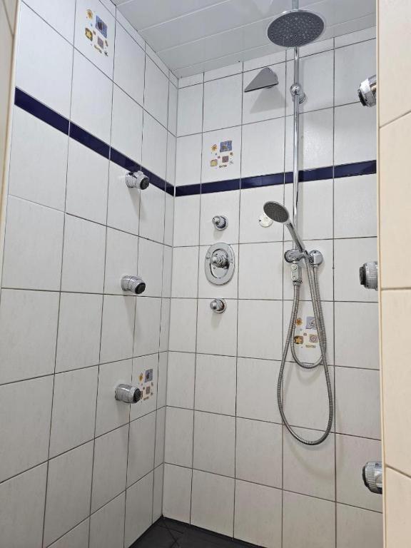 Ferienwohnung ELW sonnig,Terasse, bis zu 13 Schlafpl. Obergroningen Exterior foto
